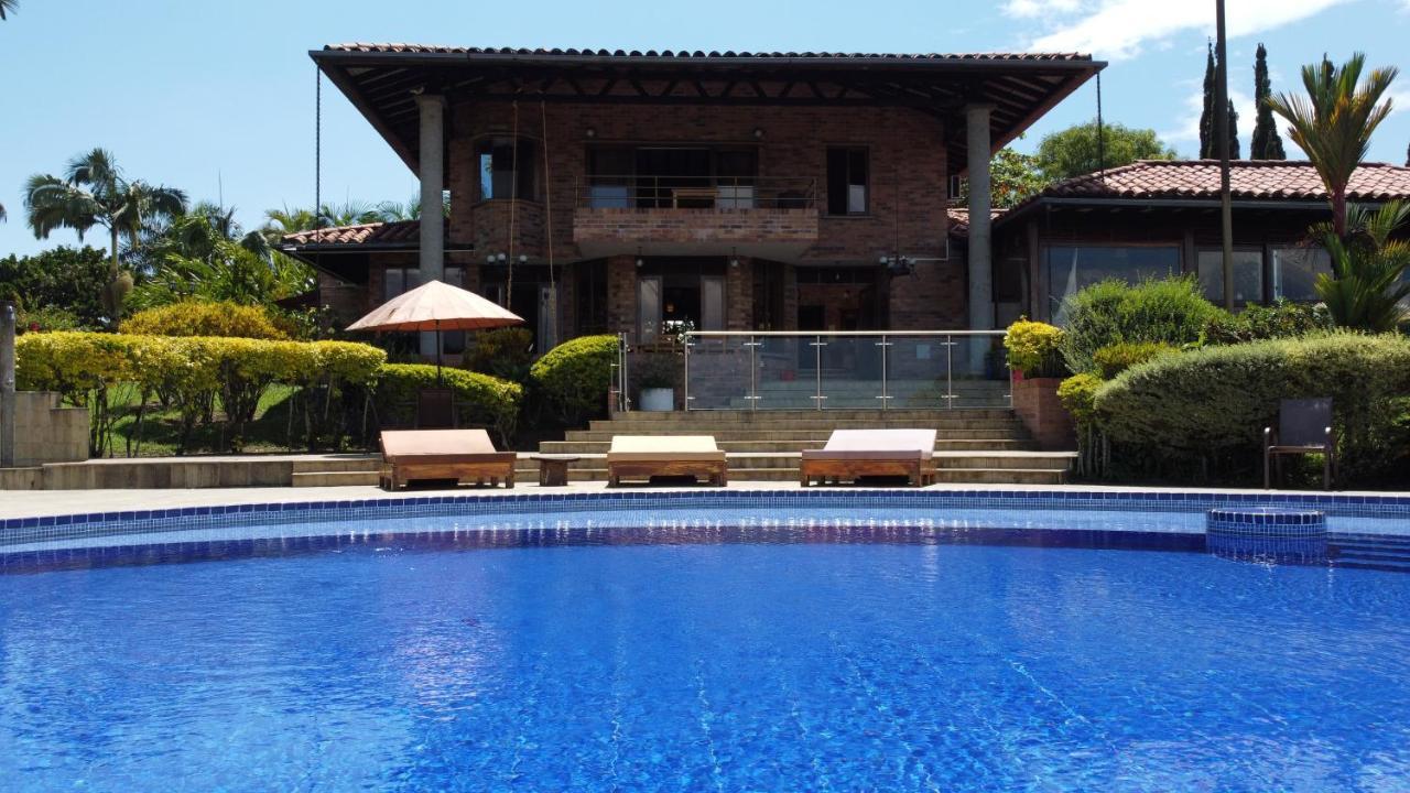 Hotel Tata Premium Pueblo Tapao Buitenkant foto