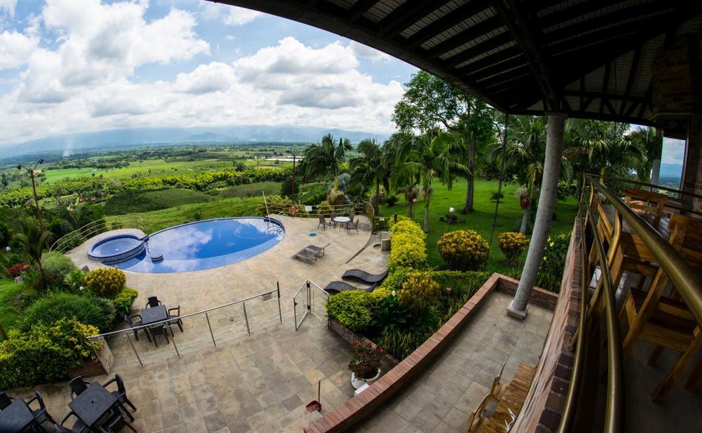 Hotel Tata Premium Pueblo Tapao Buitenkant foto